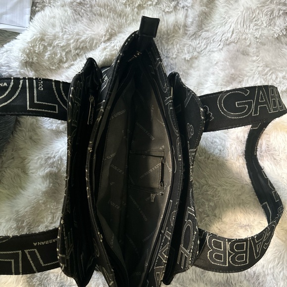 Dolce & Cabbana shoulder bag - Picture 7 of 9